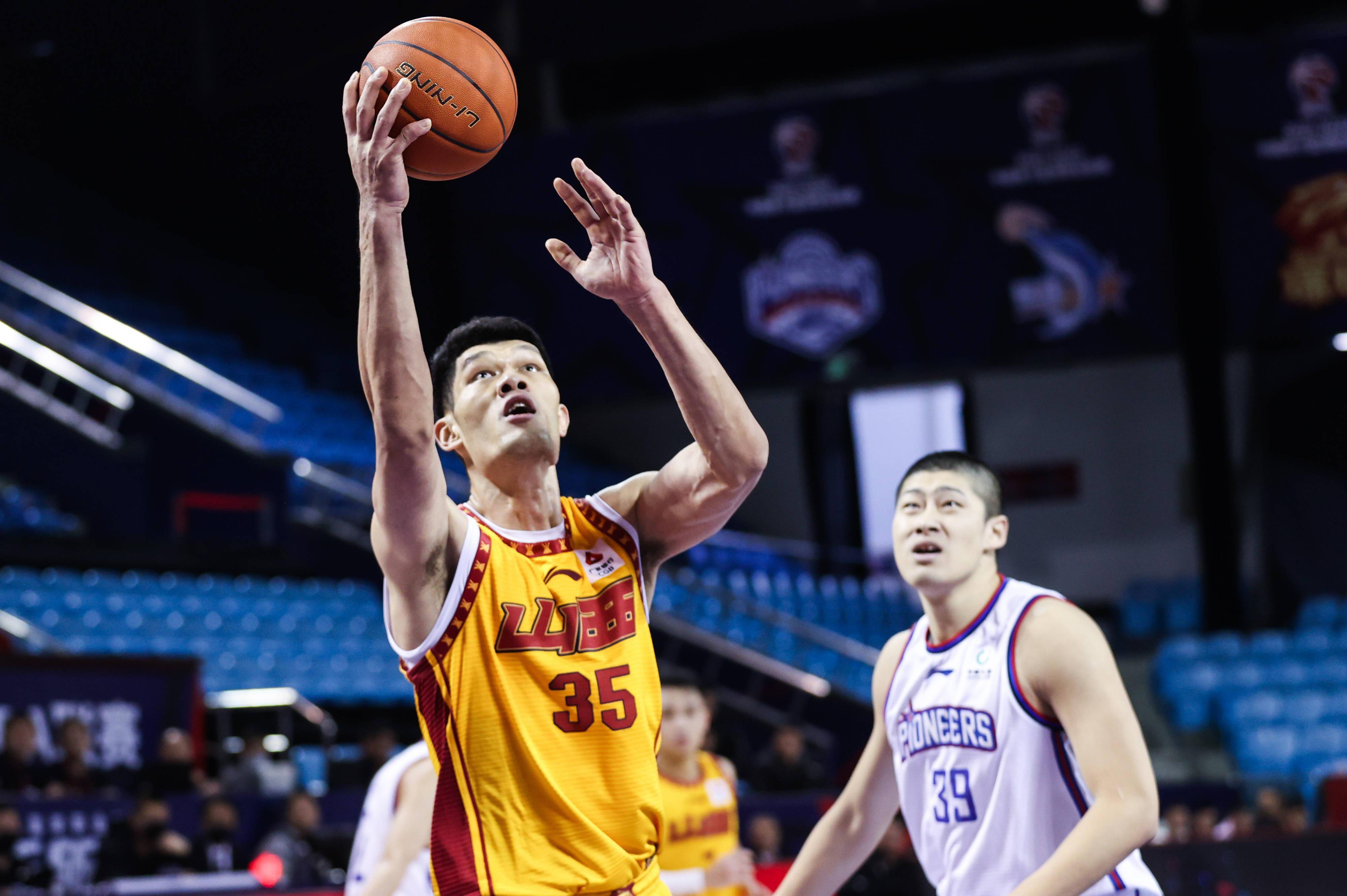 包含今夜山东男篮调整名单以备国王杯;调整名单环节打磨;更衣室稳定;训练强度明显提升的词条 包含今夜山东男篮调整名单以备国王杯;调整名单环节打磨;更衣室稳定;训练强度明显提升的词条