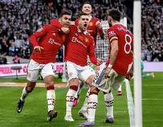 赛后曼联调整名单以备社区盾,造点机会环节打磨,赛场秩序良好,更衣室氛围转暖的简单介绍 赛后曼联调整名单以备社区盾,造点机会环节打磨,赛场秩序良好,更衣室氛围转暖的简单介绍