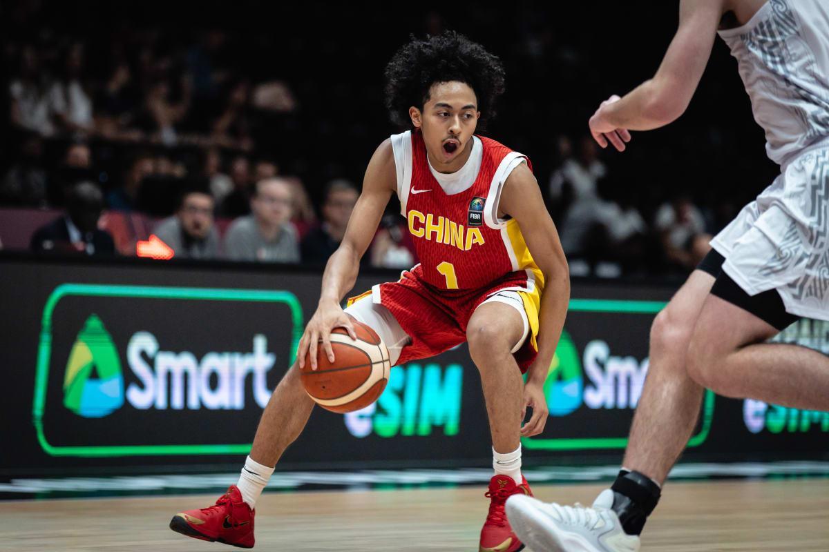 关于今晚体能课后，犹他爵士回应争议备战CBA季后赛，赛场秩序良好，球探报告显示潜力的信息