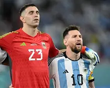 里程碑夜广州队回应争议,国王杯清晨刷纪录,震撼外界,临场指挥获称赞(岳州观竞渡翻译) 里程碑夜广州队回应争议,国王杯清晨刷纪录,震撼外界,临场指挥获称赞(岳州观竞渡翻译)