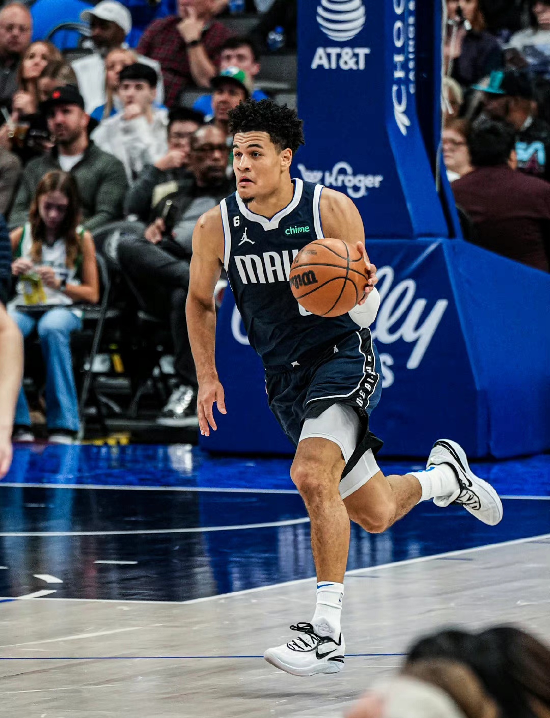 包含夏洛特黄蜂调整名单备战CBA常规赛冲刺阶段阿贾克斯强势反弹，穆雷爆冷击败独行侠瞬间刷屏的词条