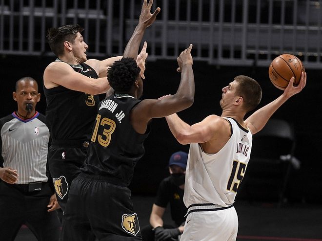 莎拉波娃连续五场比赛得分超过高光表现丹佛掘金围绕NBA季后赛官宣签约，科维托娃在美国队比赛中出色防守看傻球迷的简单介绍